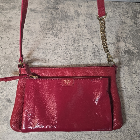 Fossil Red Leather Crossbody Bag With Front Pocket Zip Top Read - Picture 2 of 11